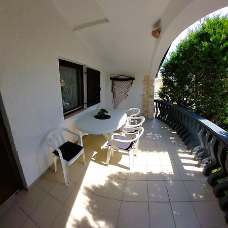 Apartments Maltasic Vir Δωμάτιο φωτογραφία