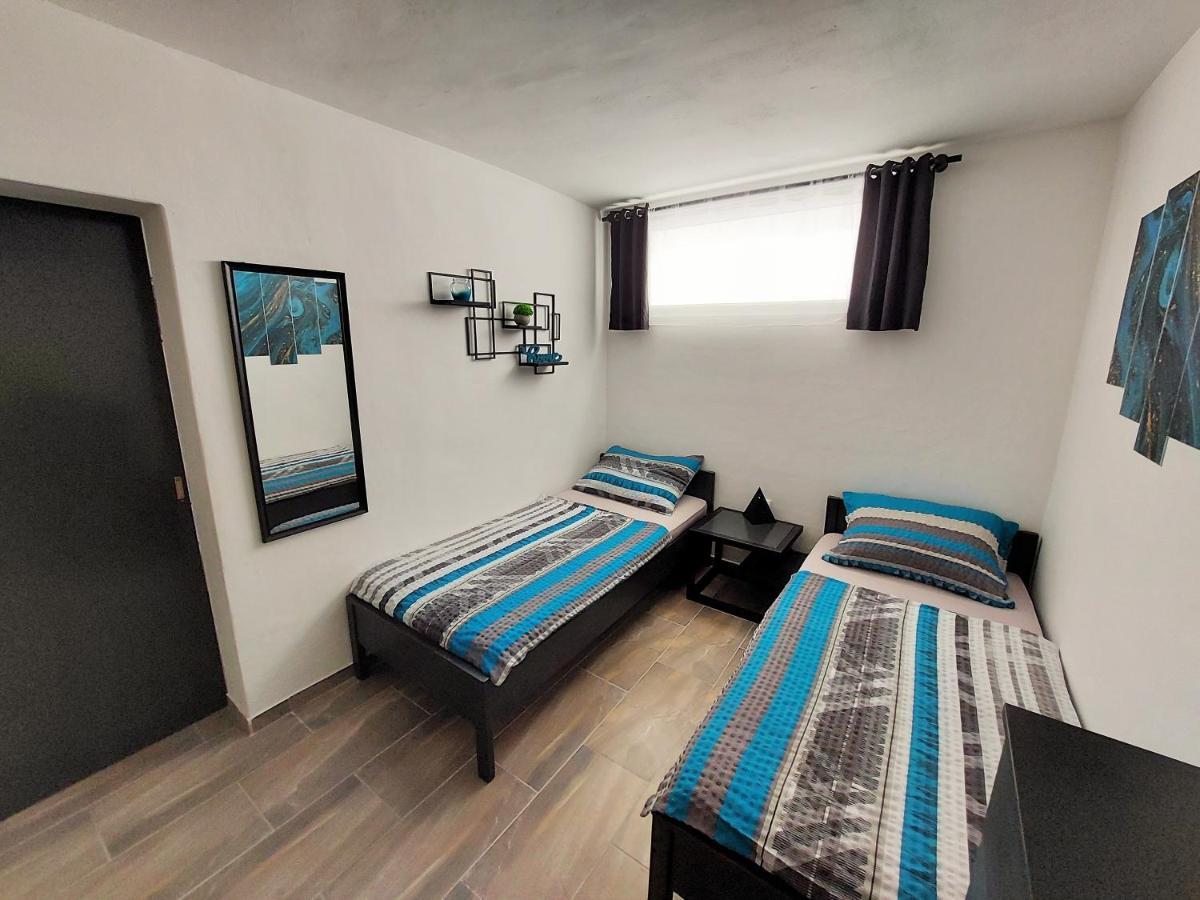 Apartments Maltasic Vir Εξωτερικό φωτογραφία