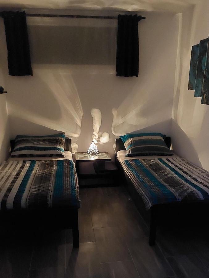Apartments Maltasic Vir Εξωτερικό φωτογραφία