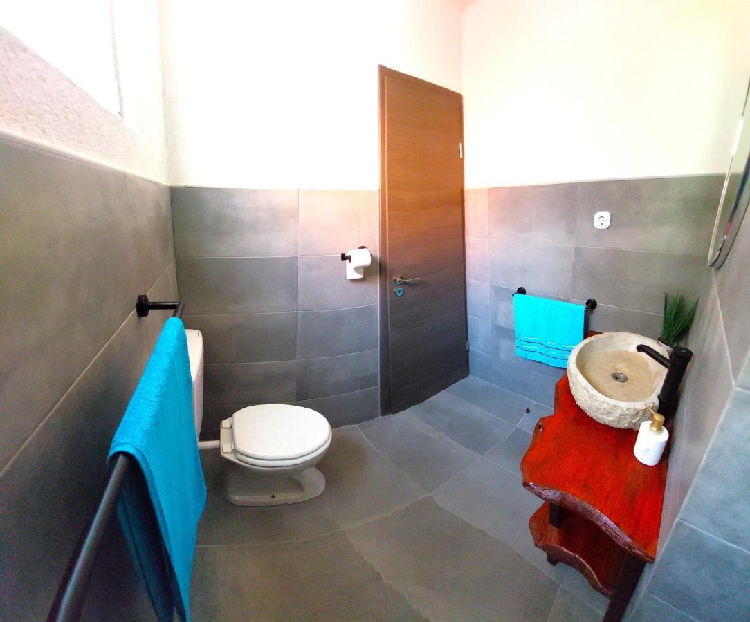 Apartments Maltasic Vir Εξωτερικό φωτογραφία