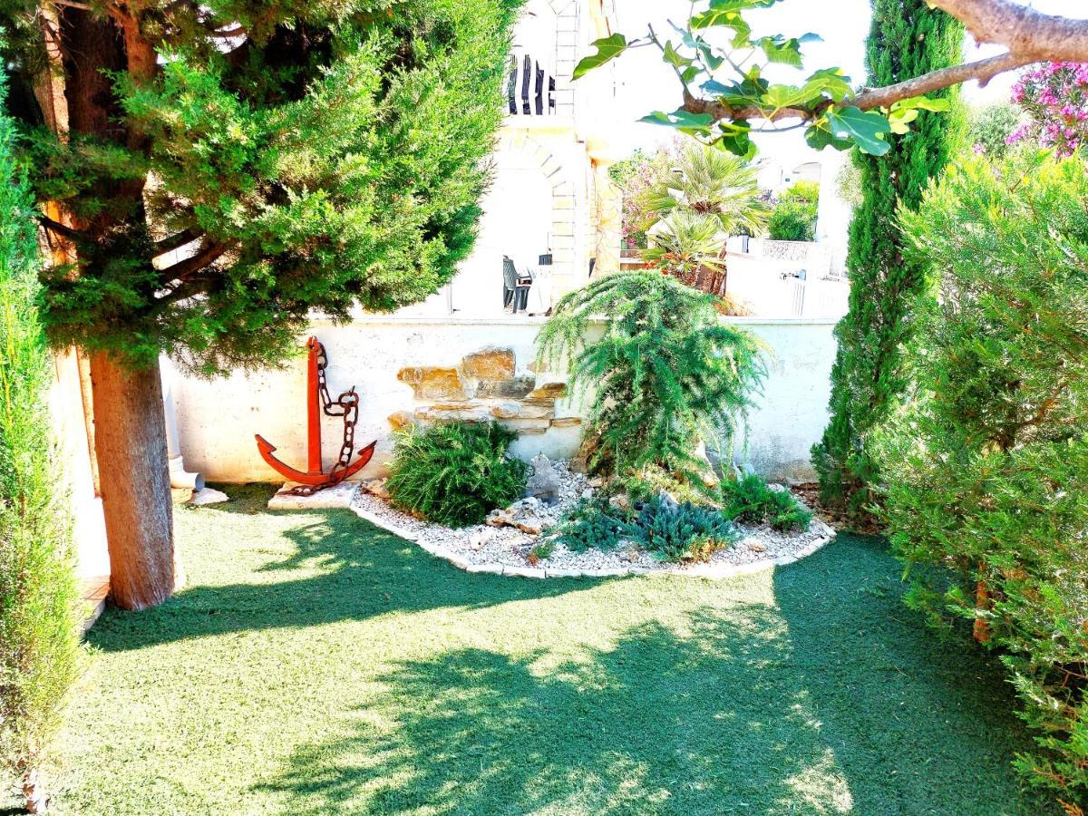 Apartments Maltasic Vir Εξωτερικό φωτογραφία